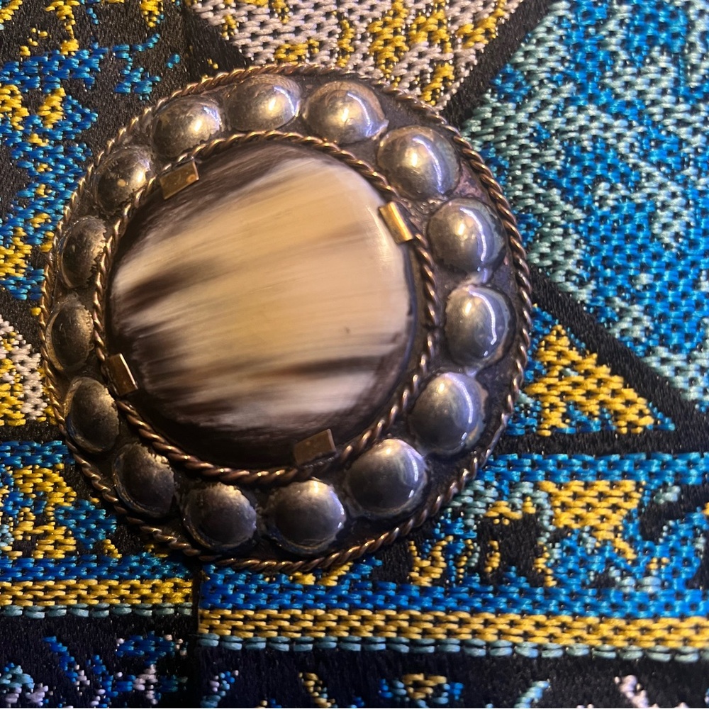 Boho Western Tapestry Crossbody Clutch w/ Statement Stone Concho & Chain Strap - Picture 11 of 13